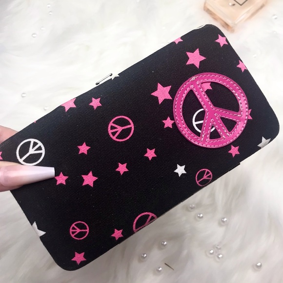 Vintage Handbags - 💜10/$25💜GUC Black & Pink Star Piece Symbol Wallet